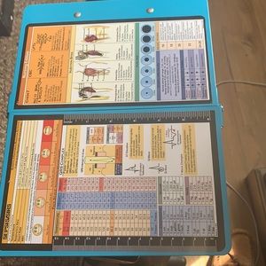 Nurse folding clipboard